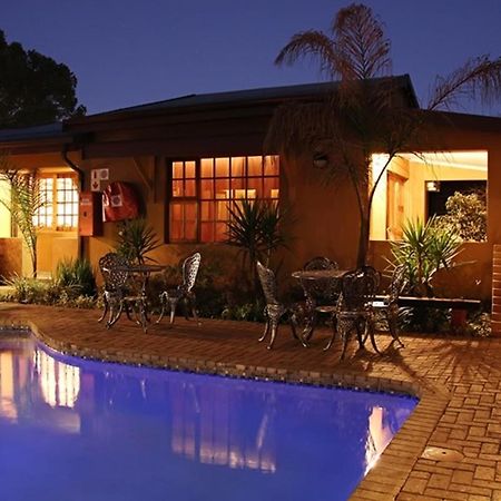 Greenleaf Guest Lodge Bloemfontein Exteriör bild