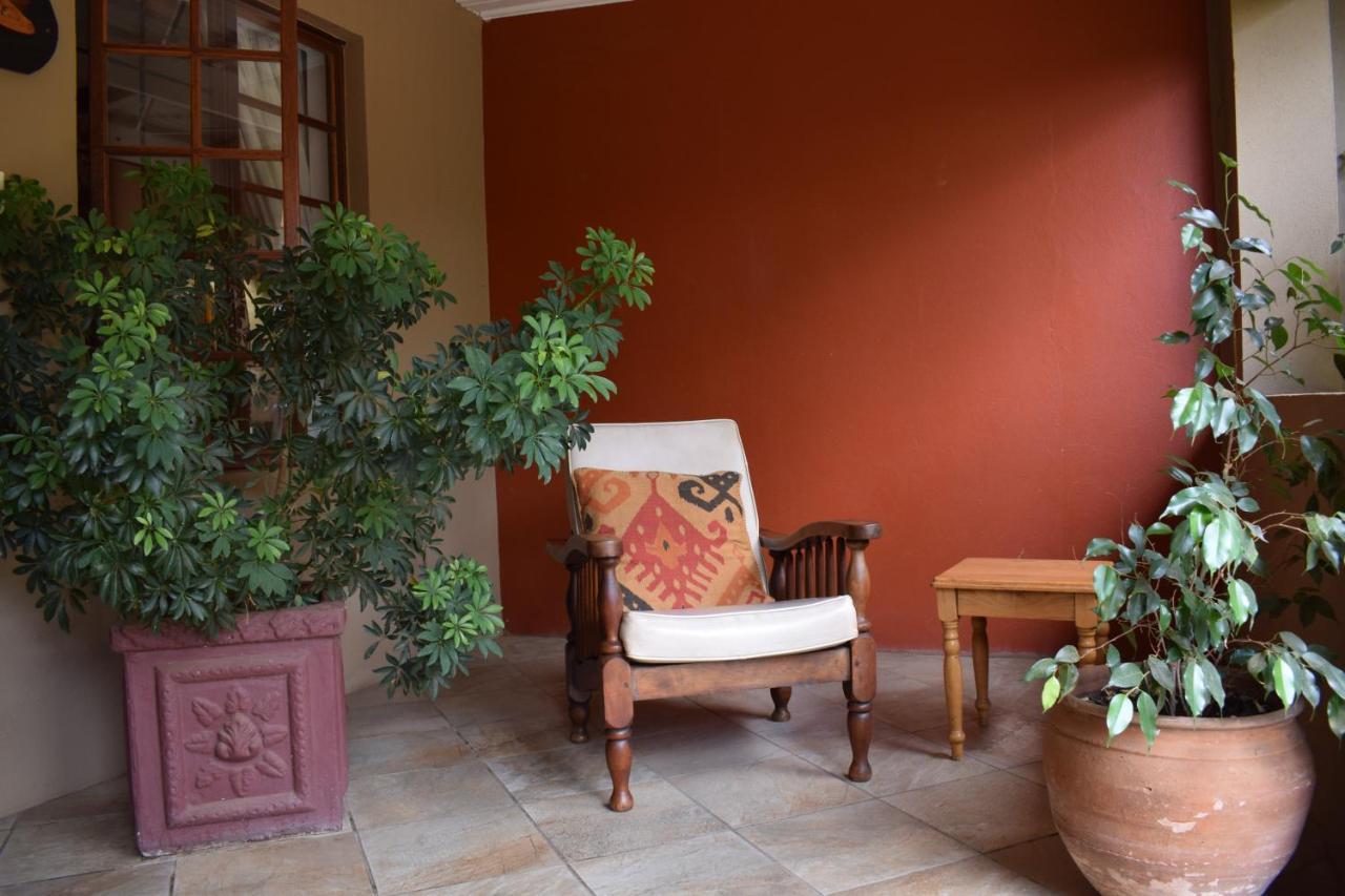 Greenleaf Guest Lodge Bloemfontein Exteriör bild