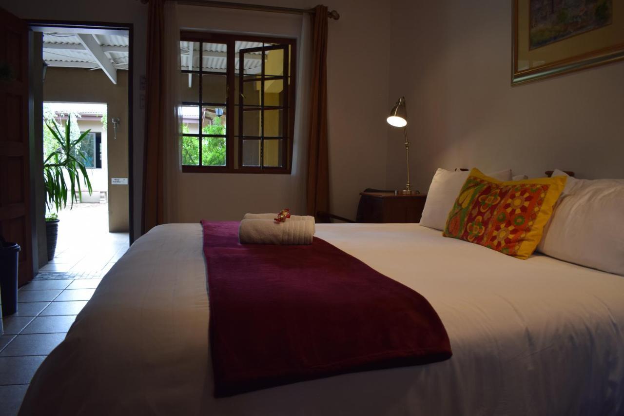 Greenleaf Guest Lodge Bloemfontein Exteriör bild