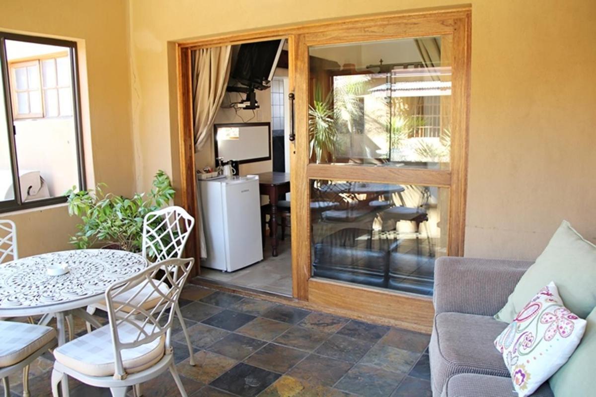 Greenleaf Guest Lodge Bloemfontein Exteriör bild