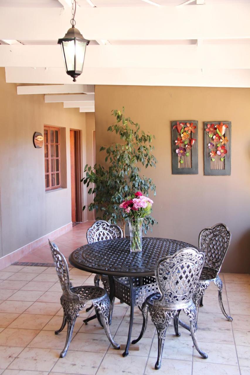 Greenleaf Guest Lodge Bloemfontein Exteriör bild