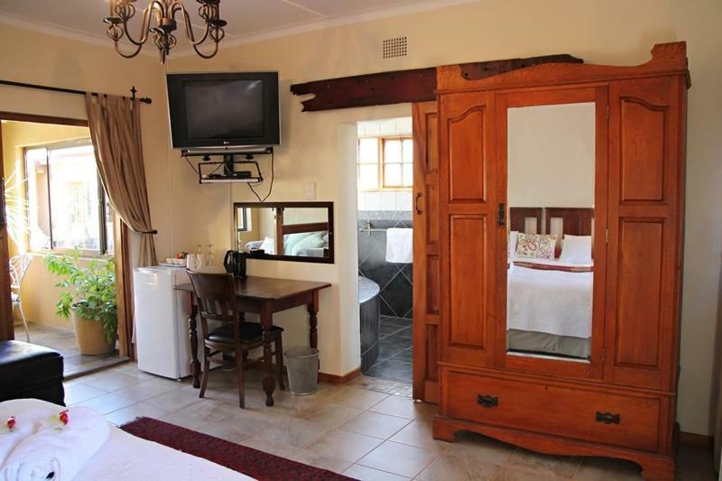 Greenleaf Guest Lodge Bloemfontein Exteriör bild